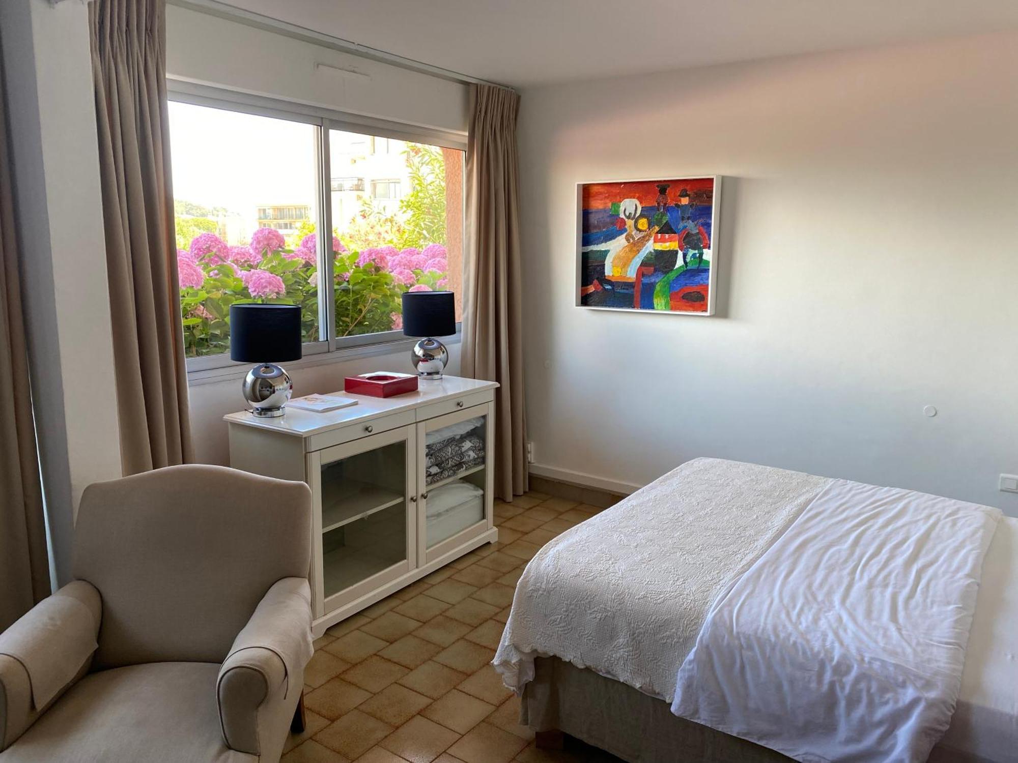 Saint-Tropez - Studio 40 M2 Экстерьер фото